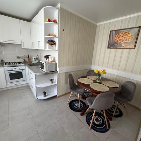 Центр Міста Апартаменты Camenița Exterior foto